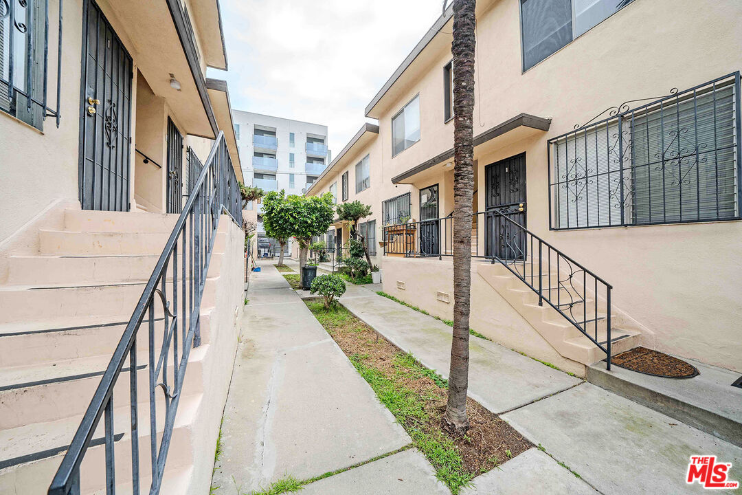 Property photo 42