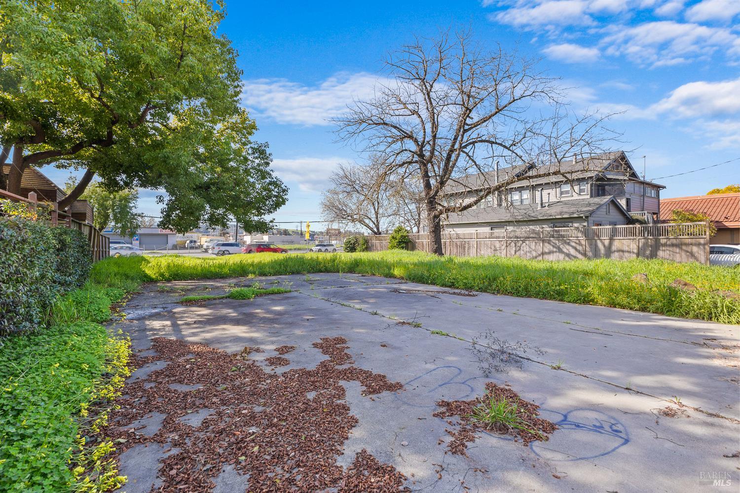 Property photo 24
