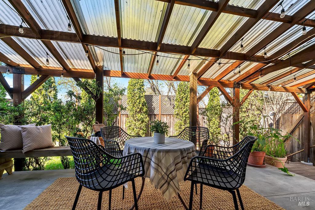 Property photo 38