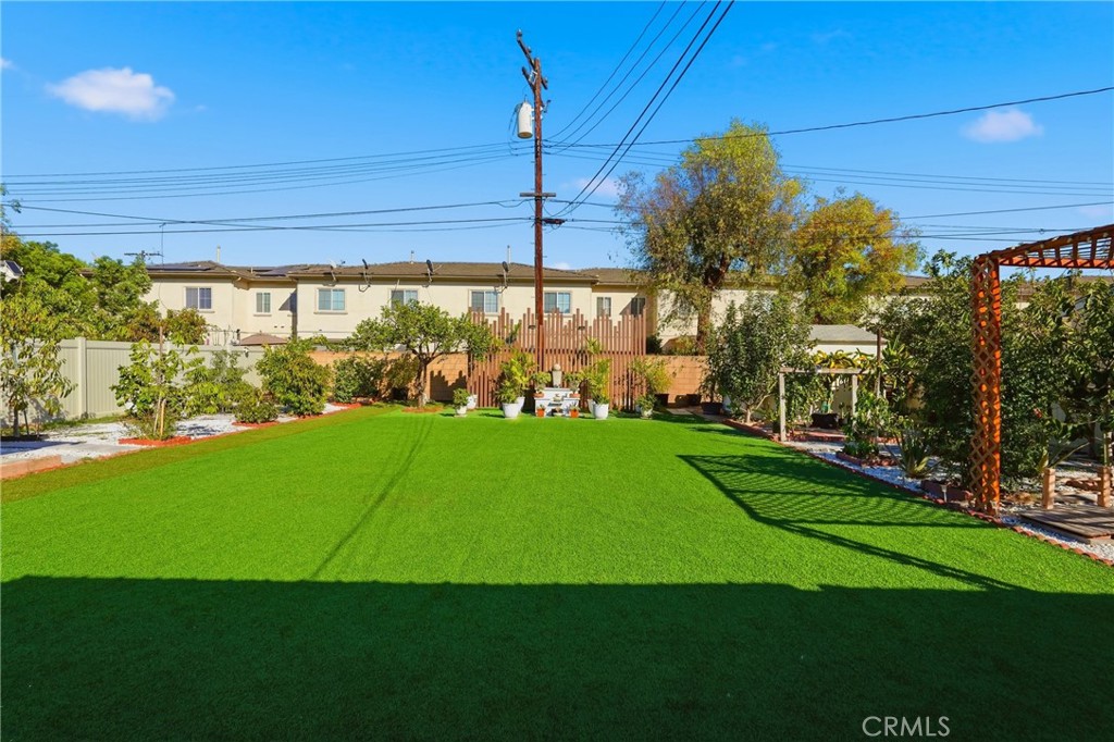 Property photo 44
