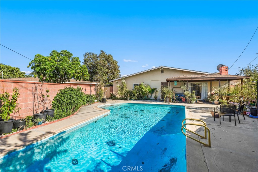 Property photo 35