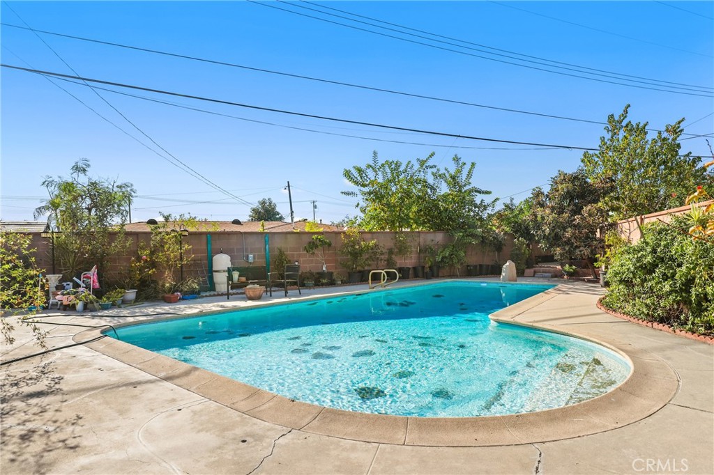 Property photo 37