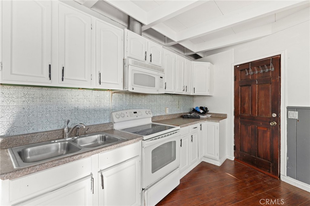 Property photo 42
