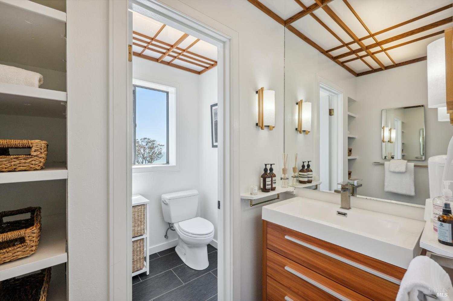 Property photo 44