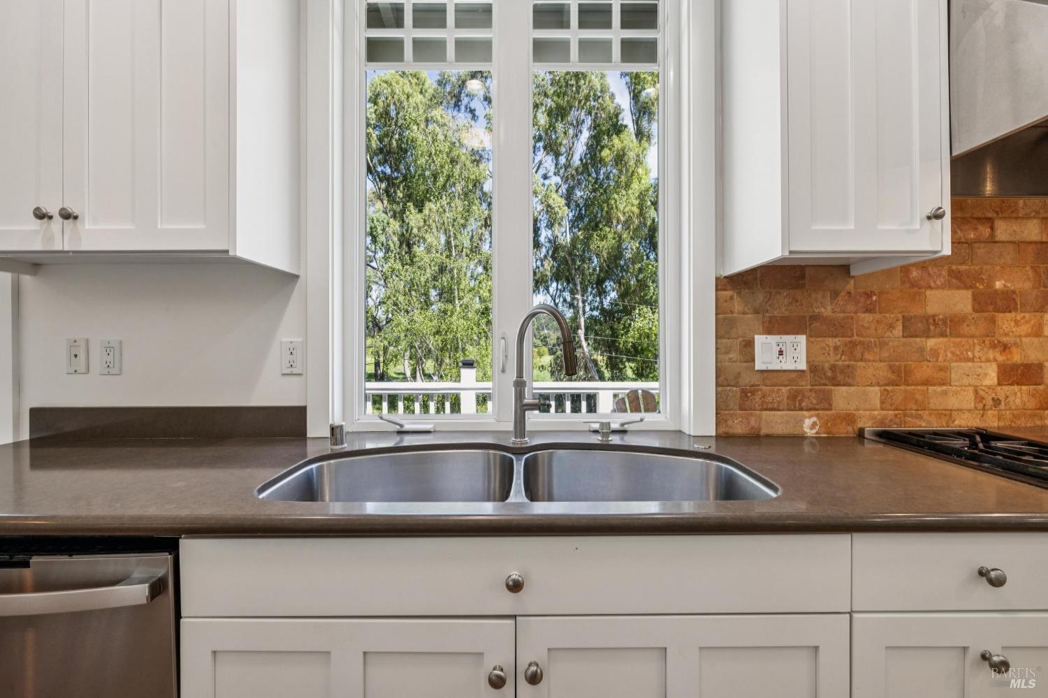 Property photo 50