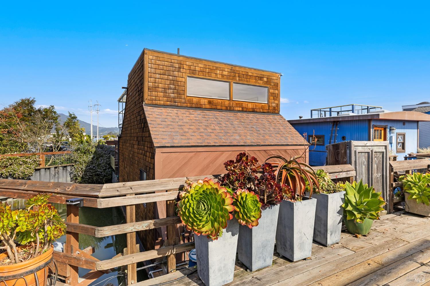 Property photo 33