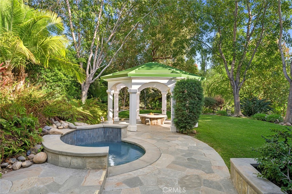 Property photo 42
