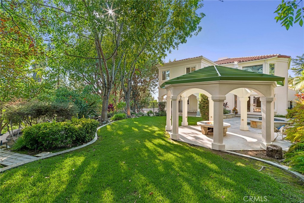 Property photo 44
