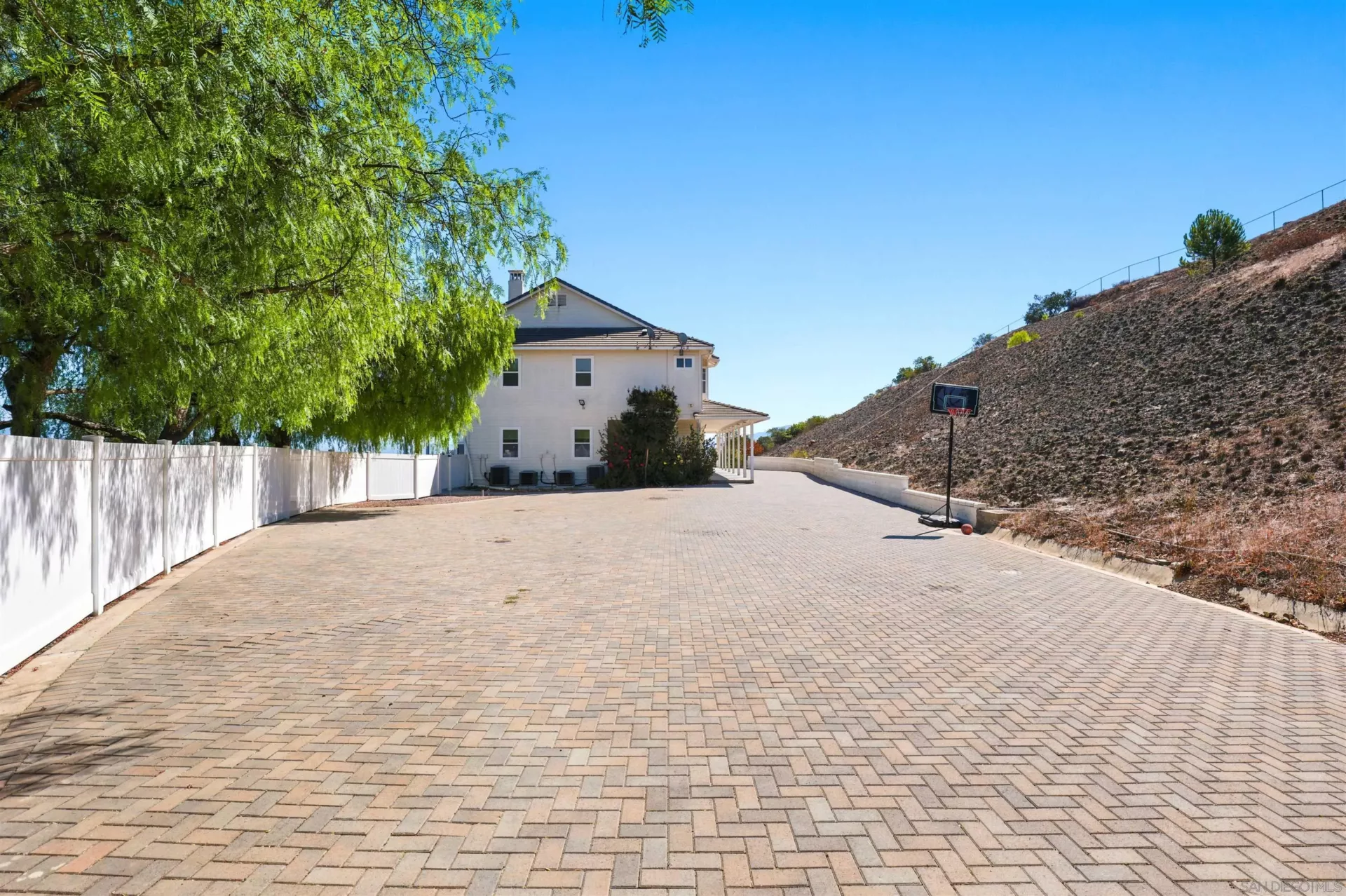 Property photo 26