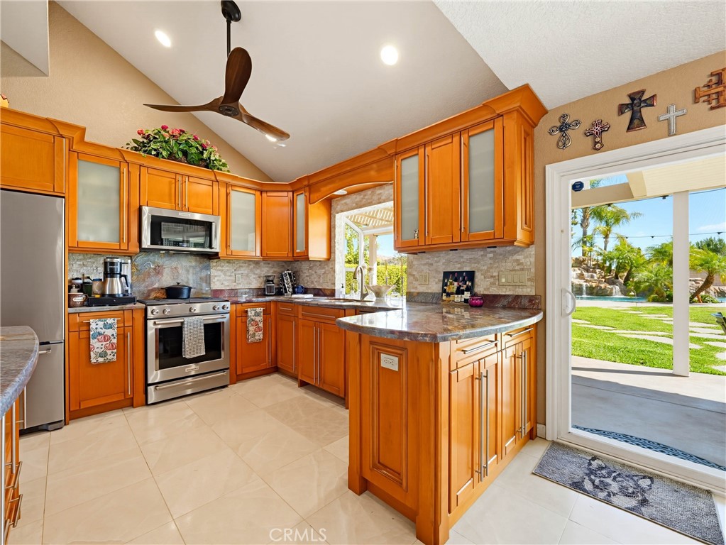 Property photo 32