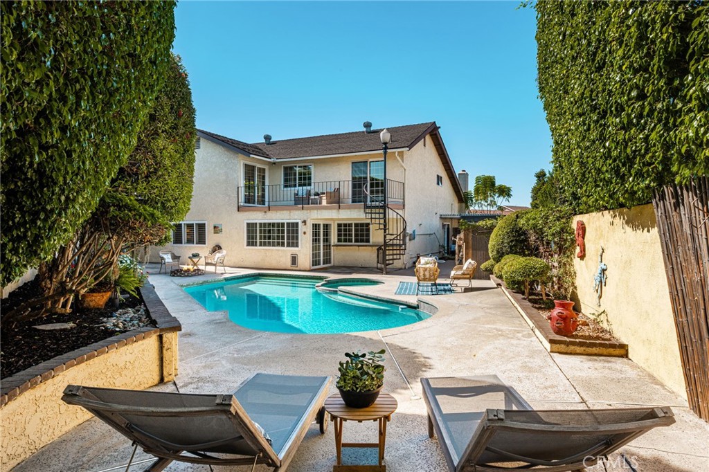 Property photo 28