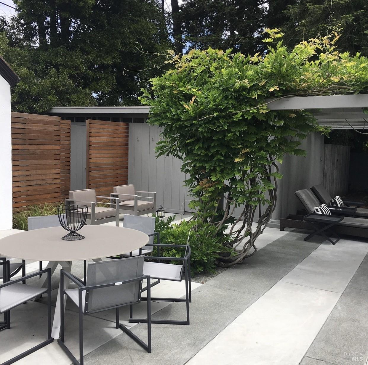 Property photo 42