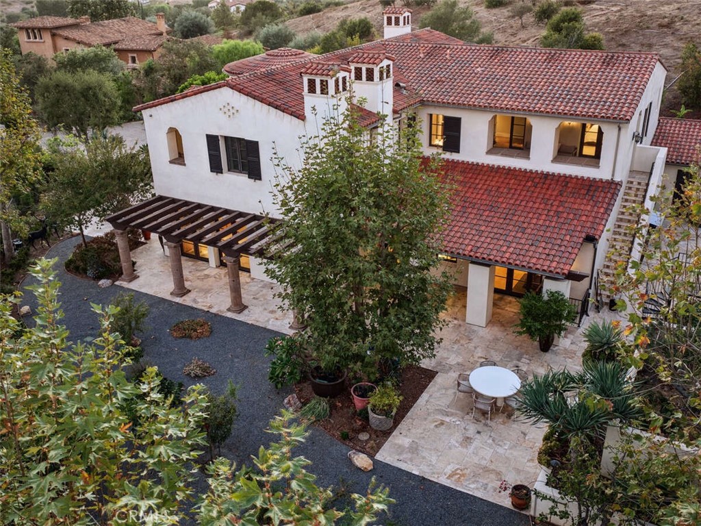 Property photo 33