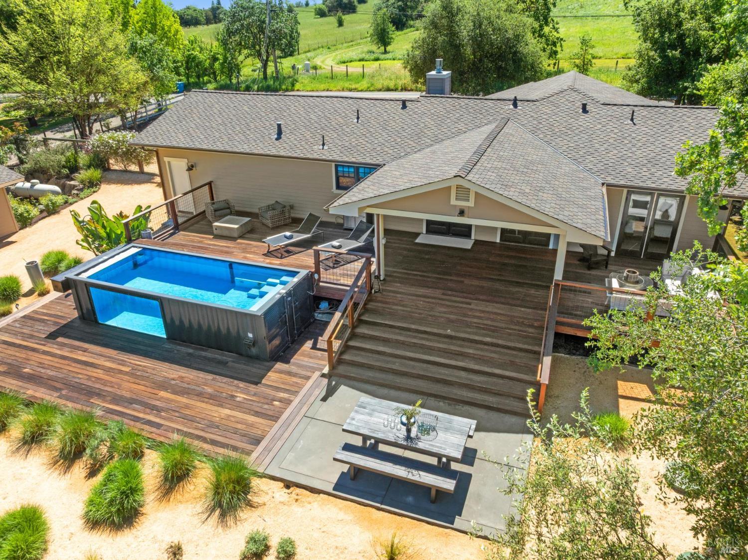 Property photo 31