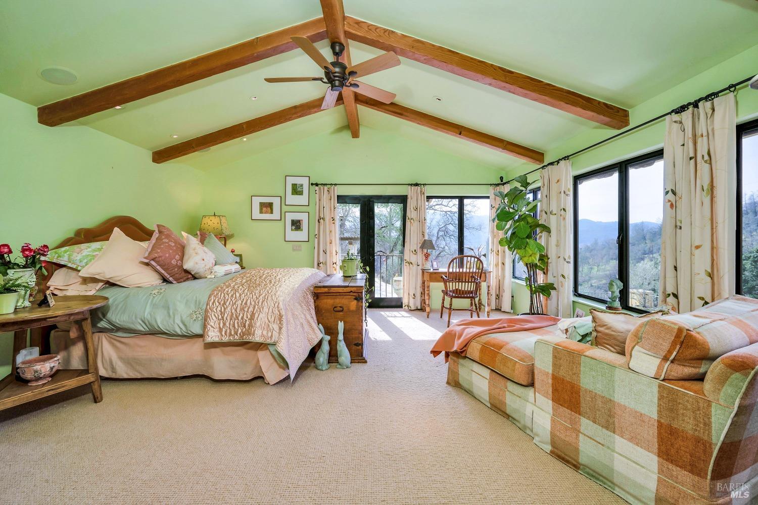 Property photo 44