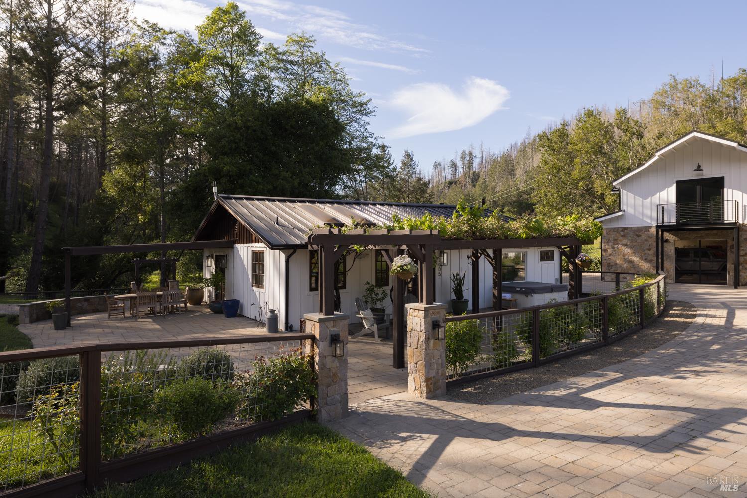 Property photo 31