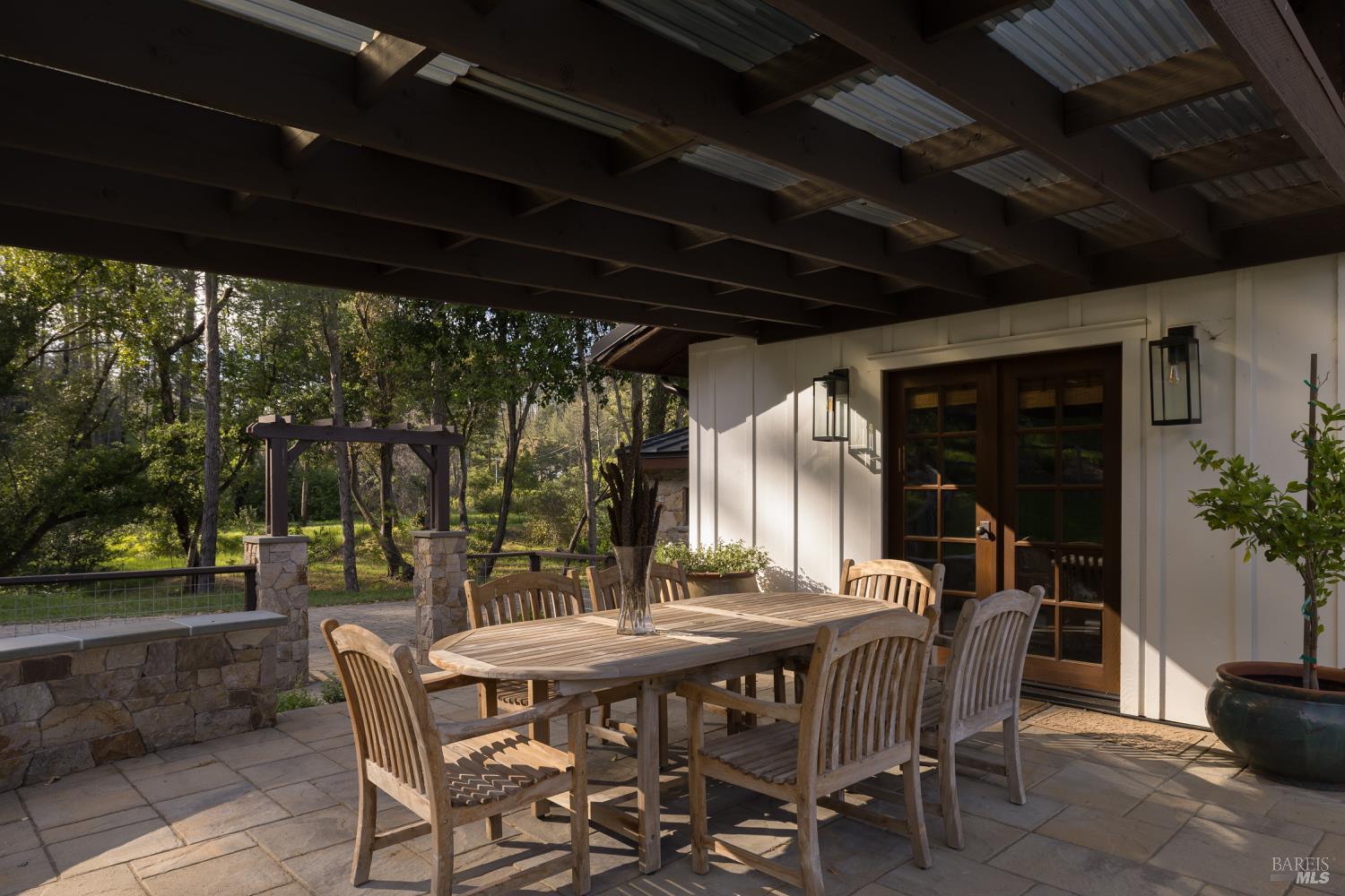 Property photo 33