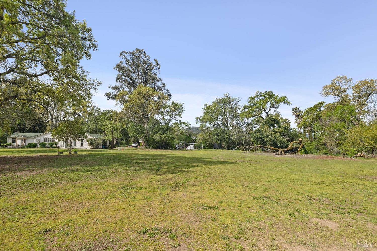 Property photo 32