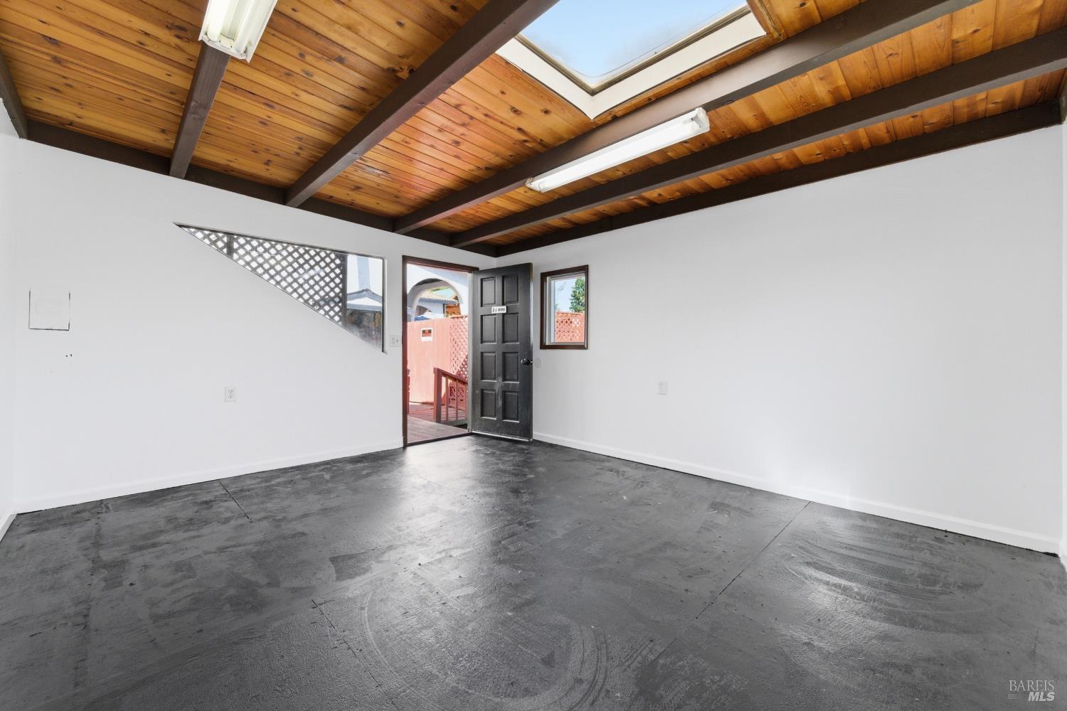 Property photo 33