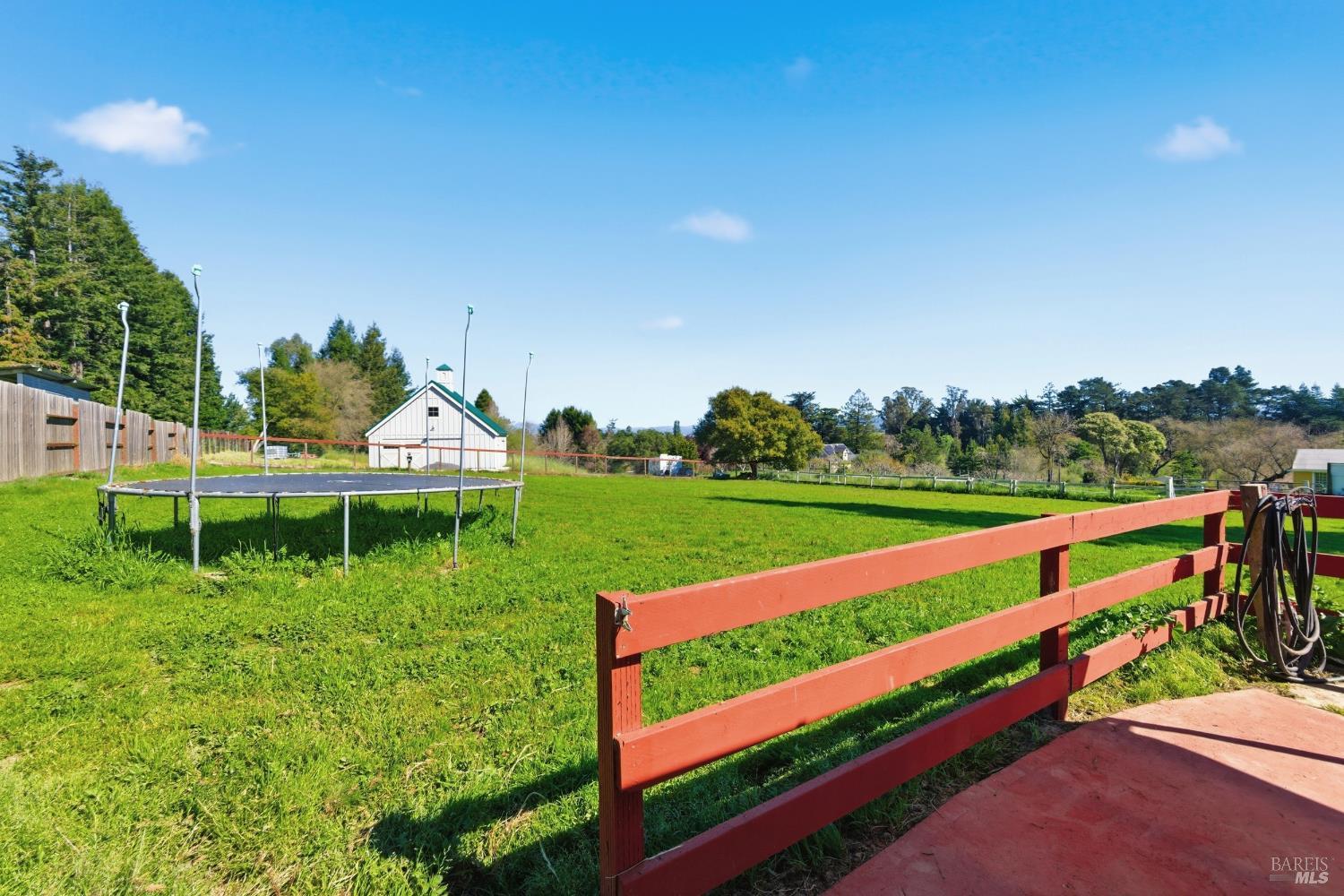 Property photo 40
