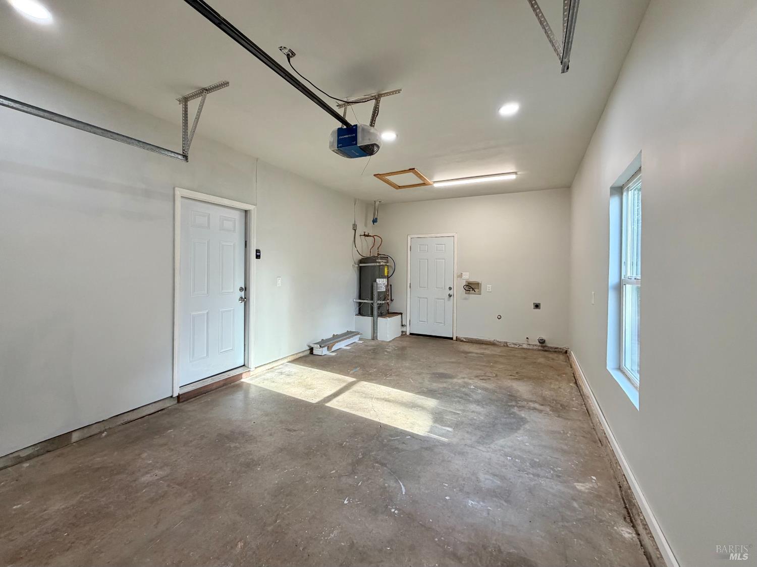 Property photo 31