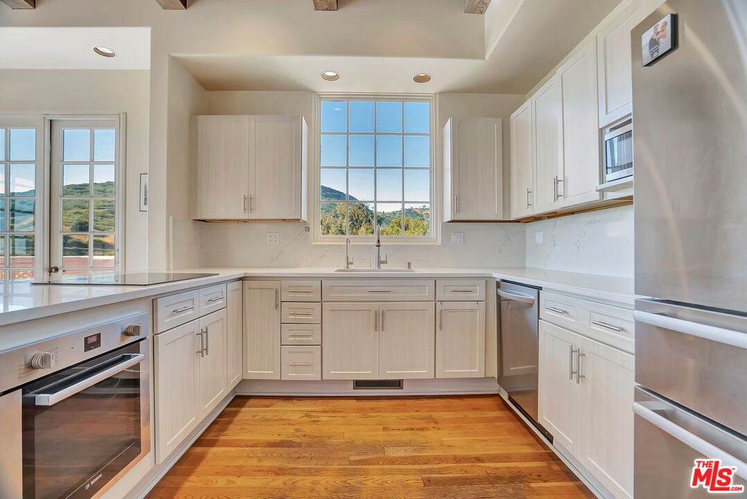 Property photo 22