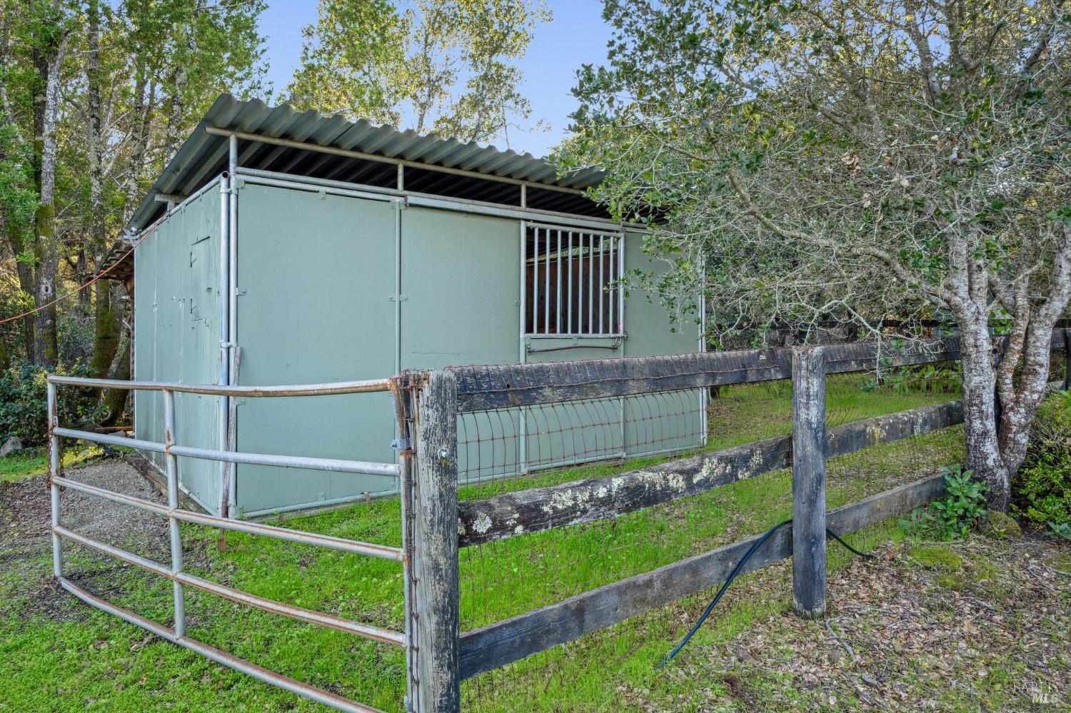 Property photo 33