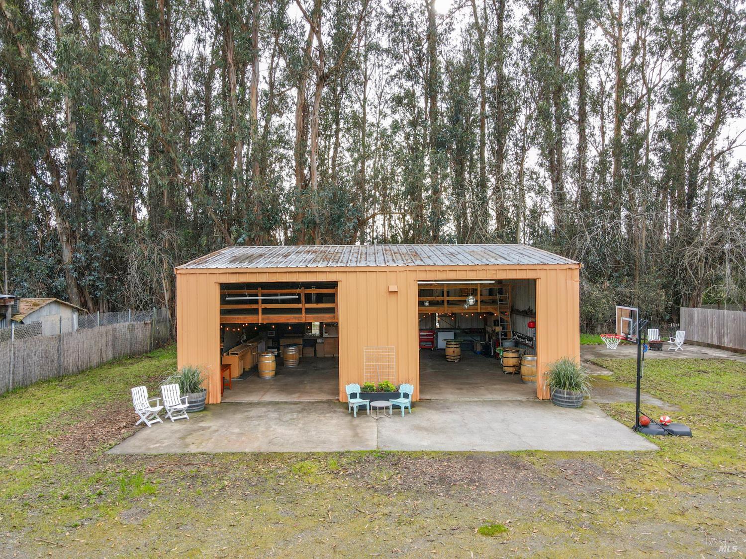 Property photo 28