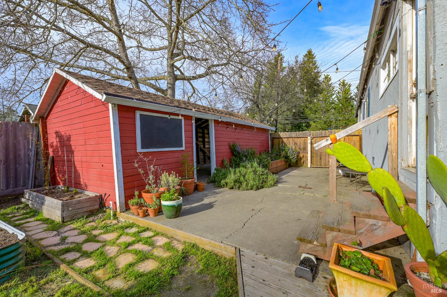 Property photo 38