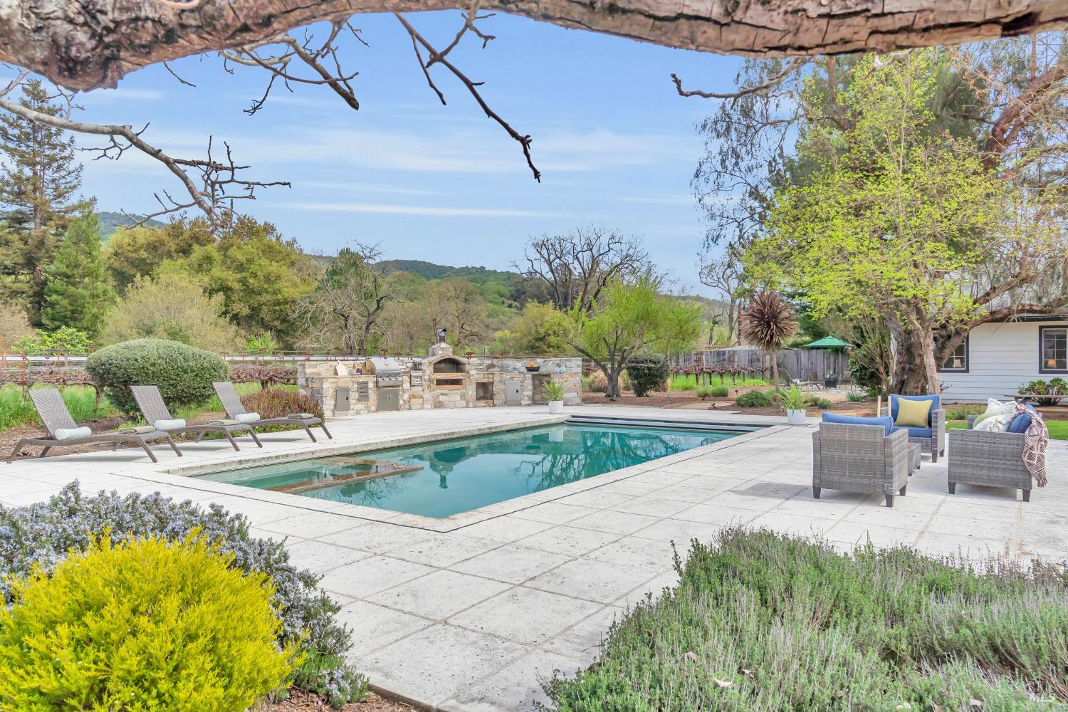 Property photo 25
