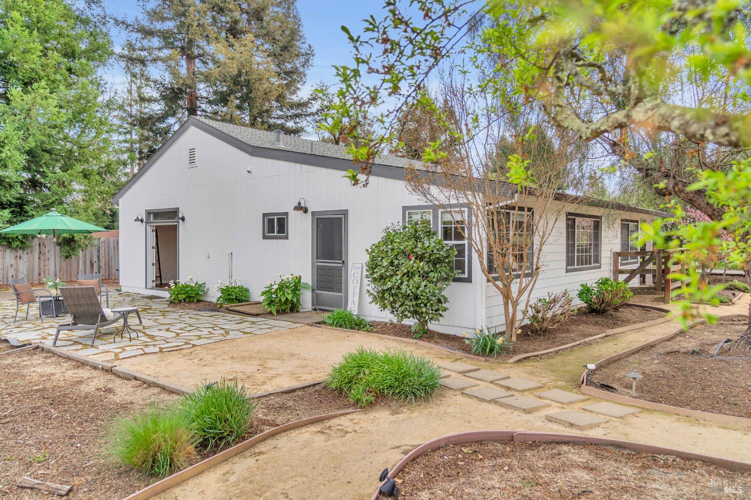 Property photo 32