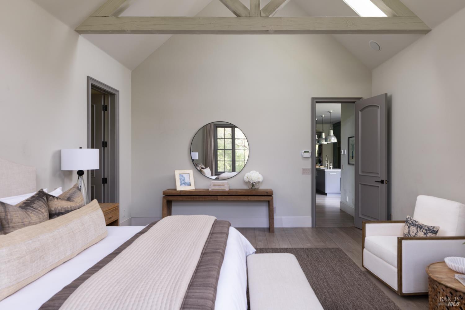 Property photo 32