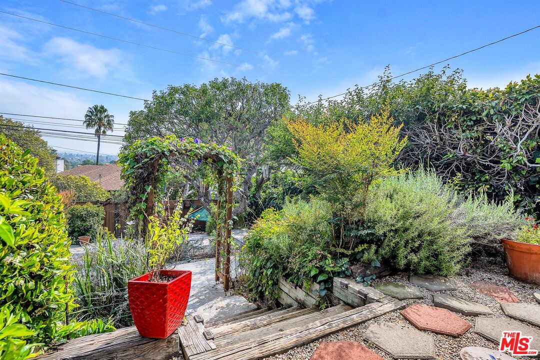 Property photo 30