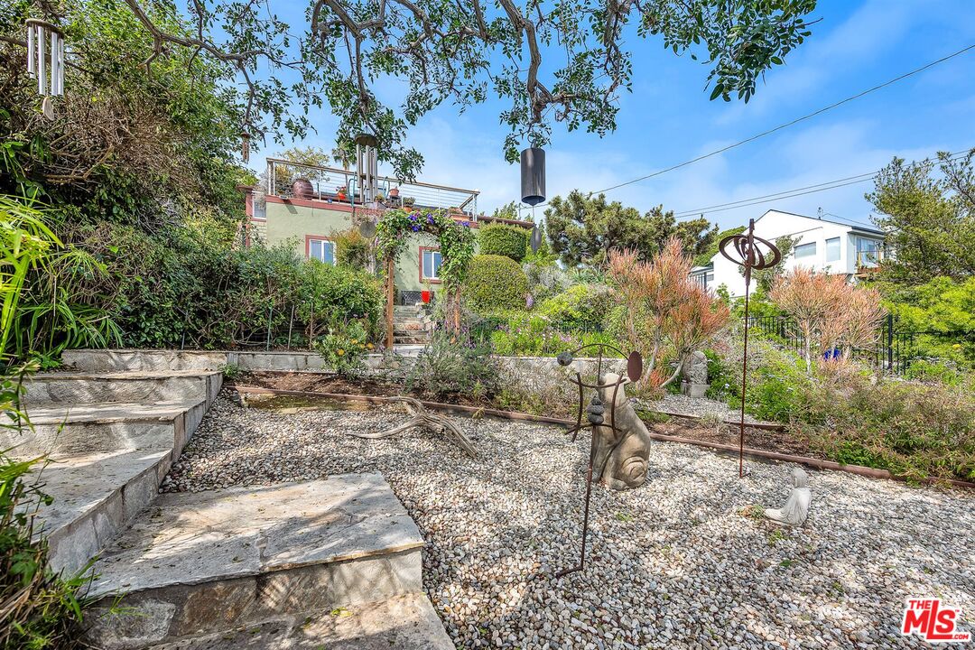 Property photo 31