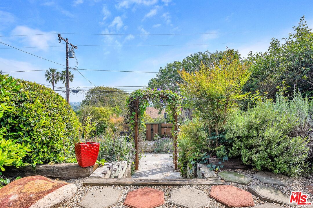 Property photo 42