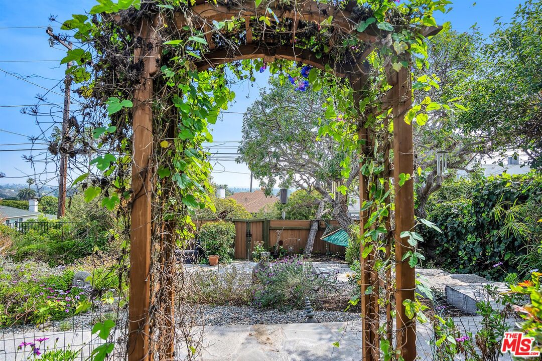 Property photo 43