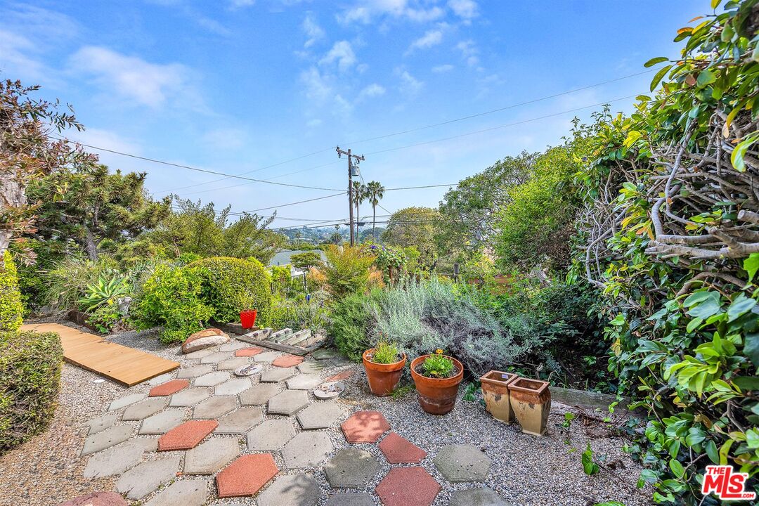 Property photo 47