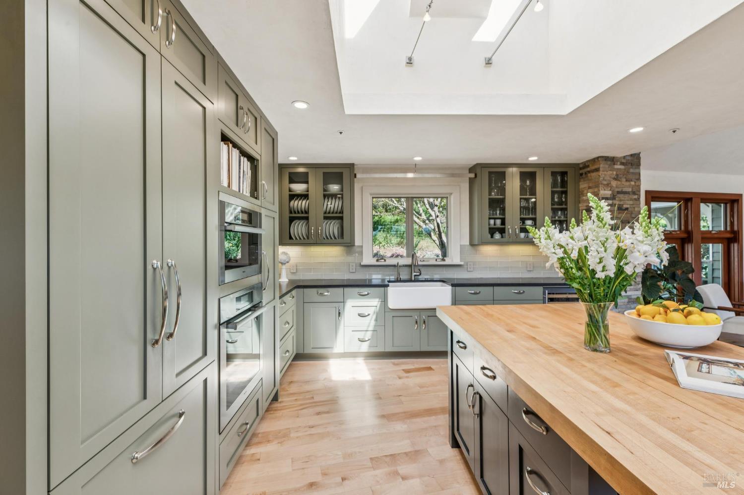 Property photo 30