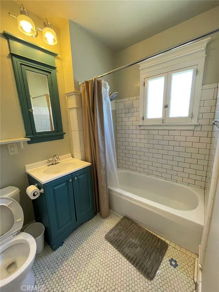 Property photo 38