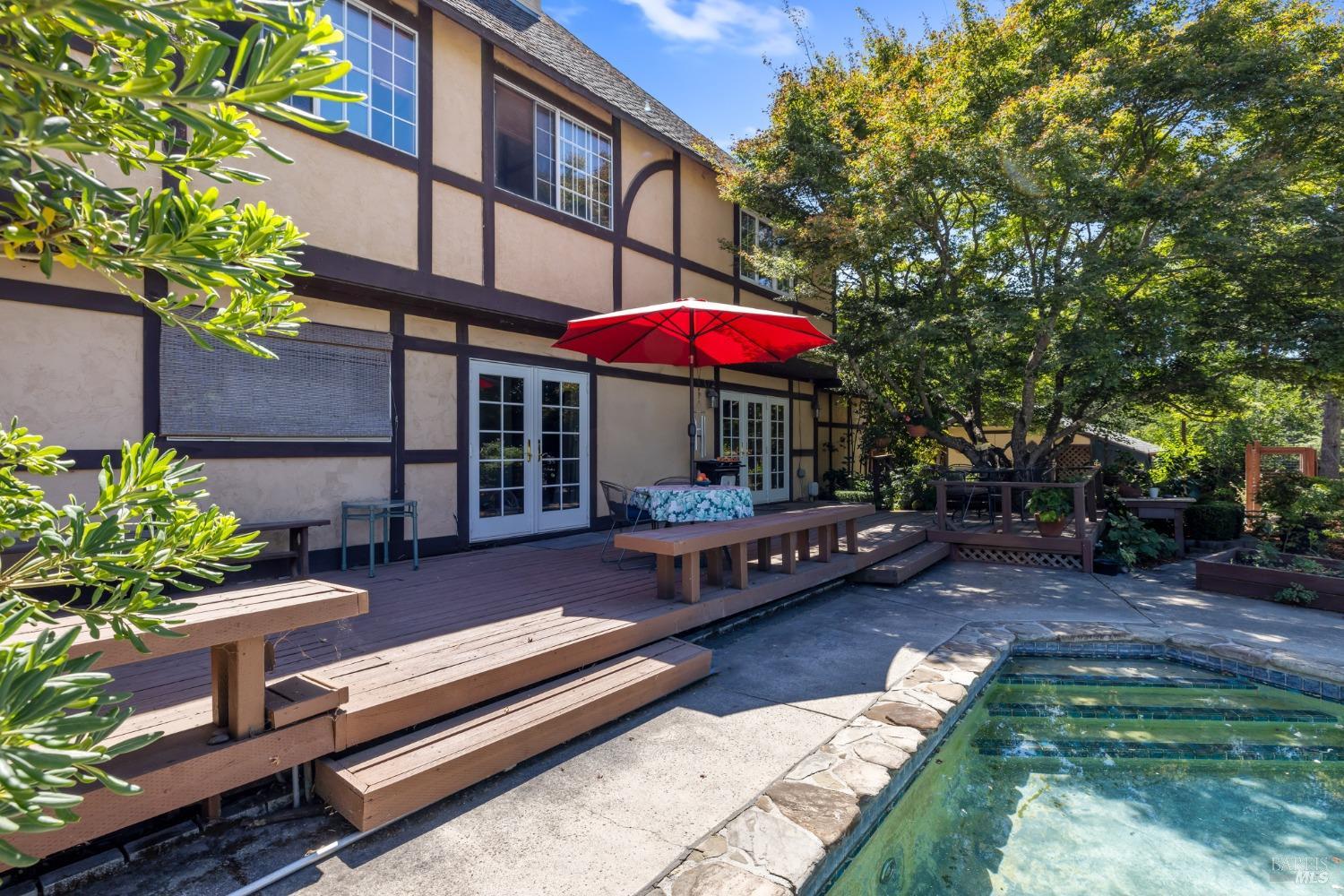 Property photo 36