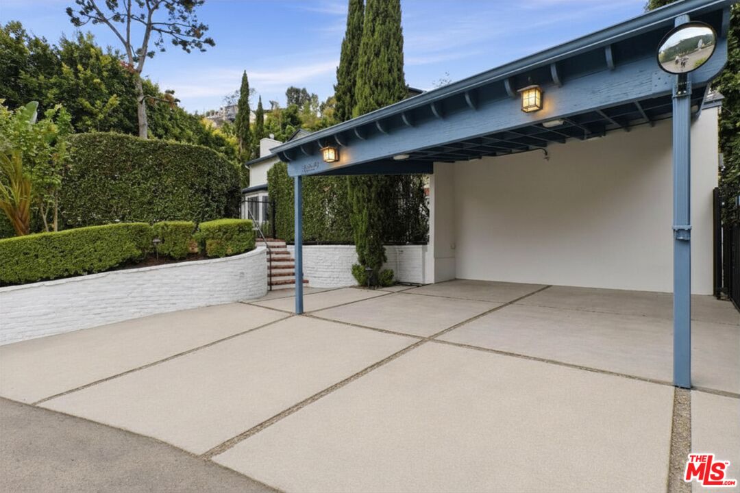 Property photo 48