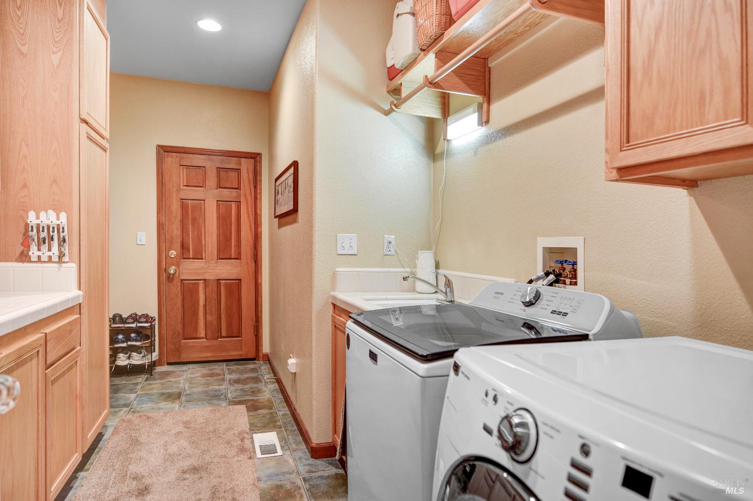 Property photo 38