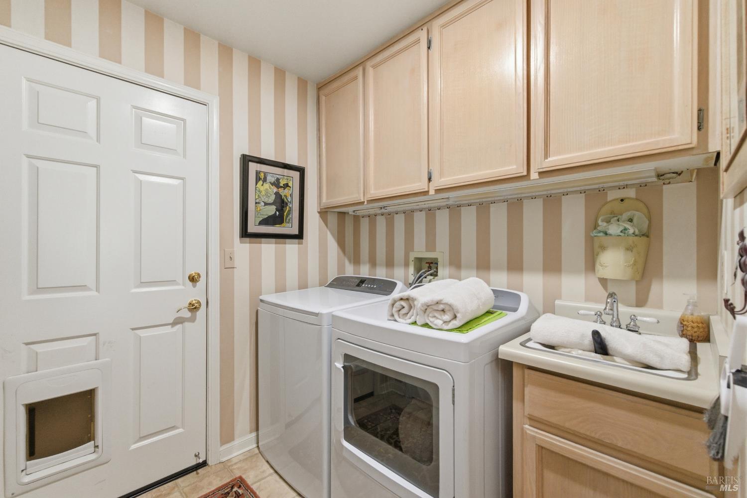 Property photo 37