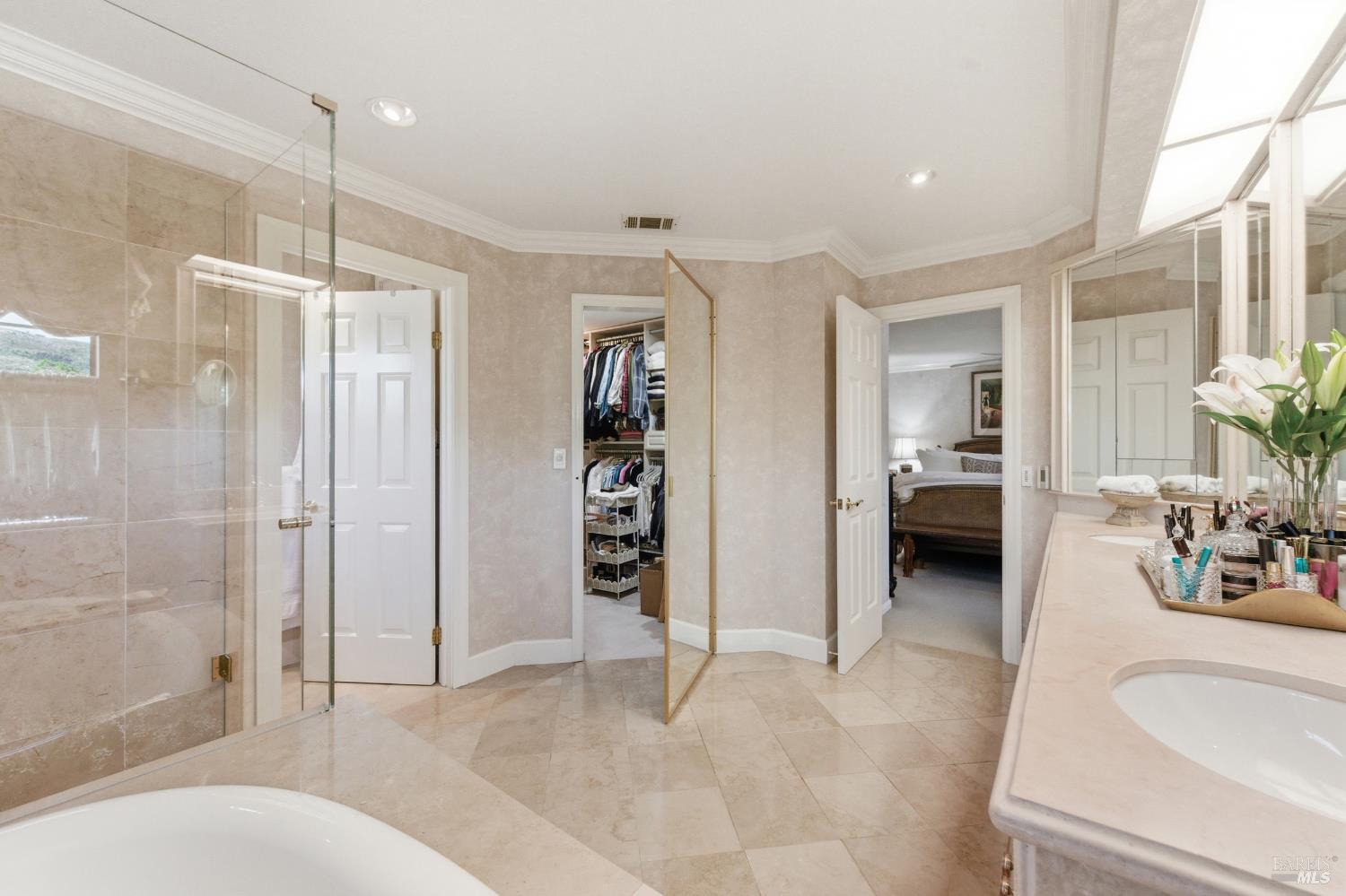 Property photo 46