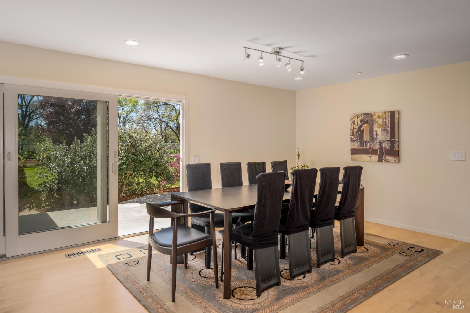 Property photo 50