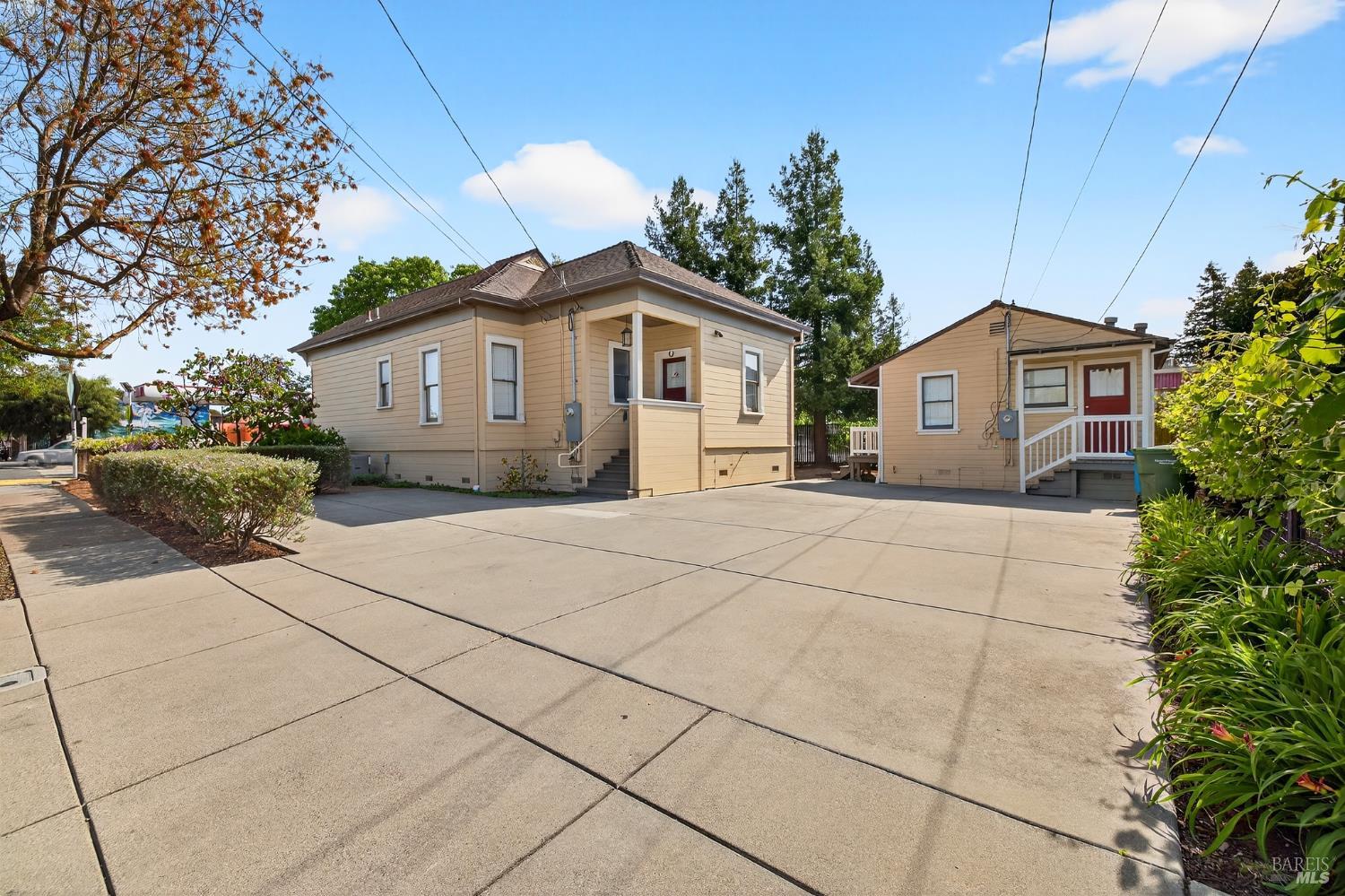 Property photo 35