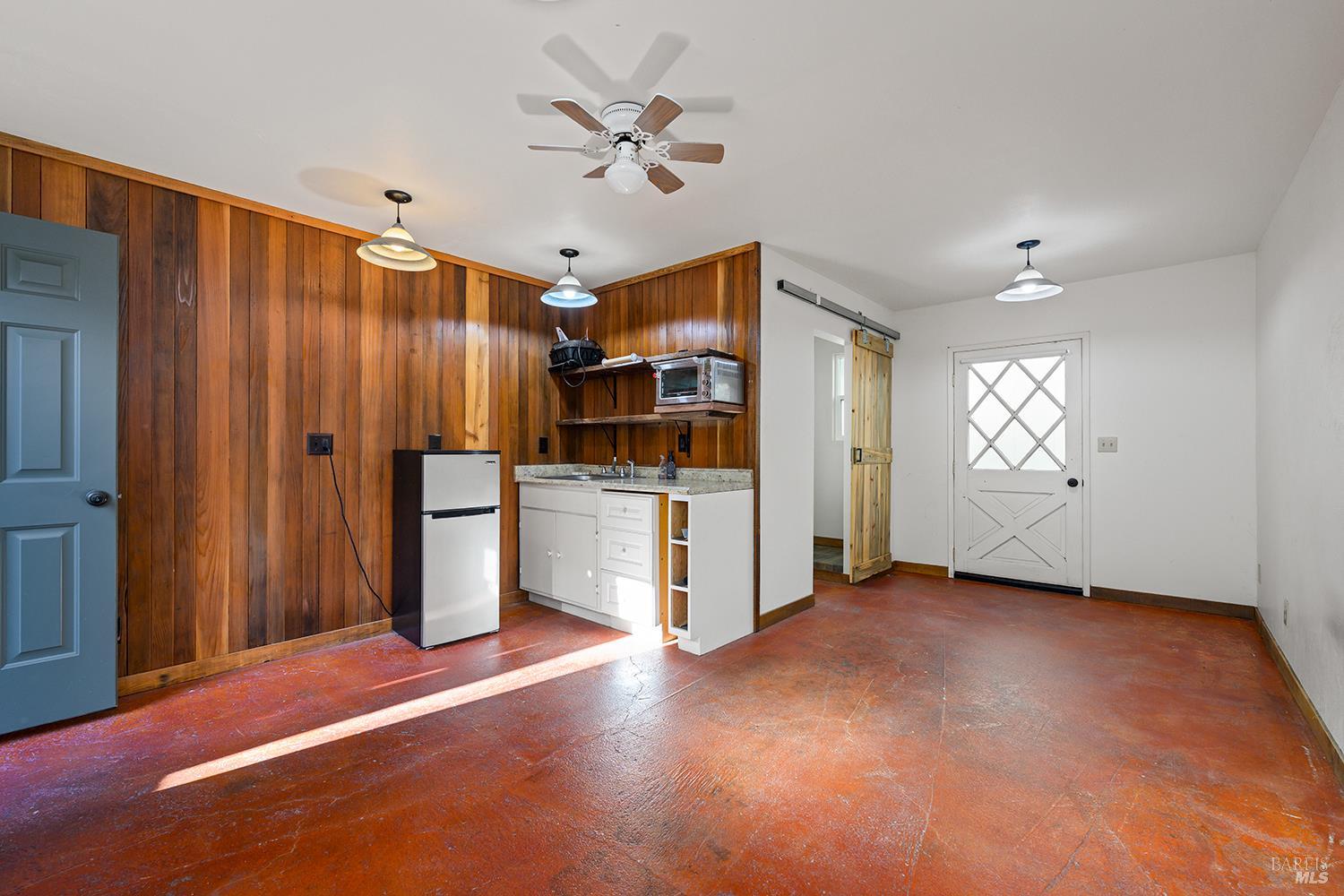 Property photo 37