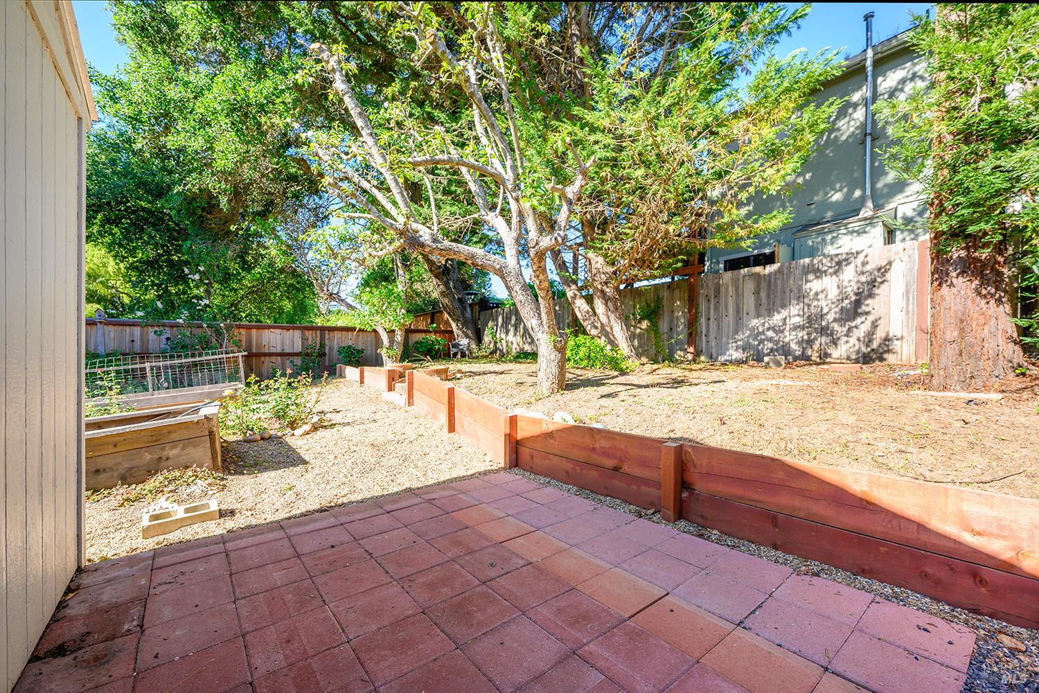 Property photo 43