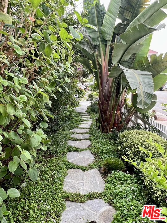 Property photo 32