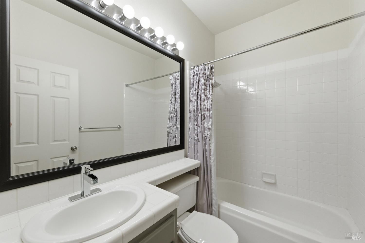 Property photo 43